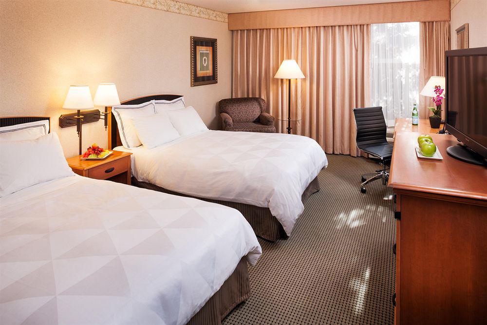 Doubletree By Hilton Roseville Minneapolis חדר תמונה