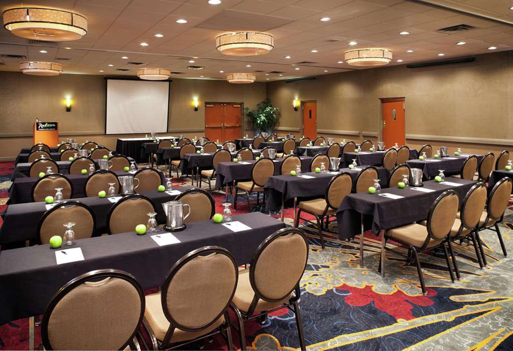 Doubletree By Hilton Roseville Minneapolis מתקנים תמונה
